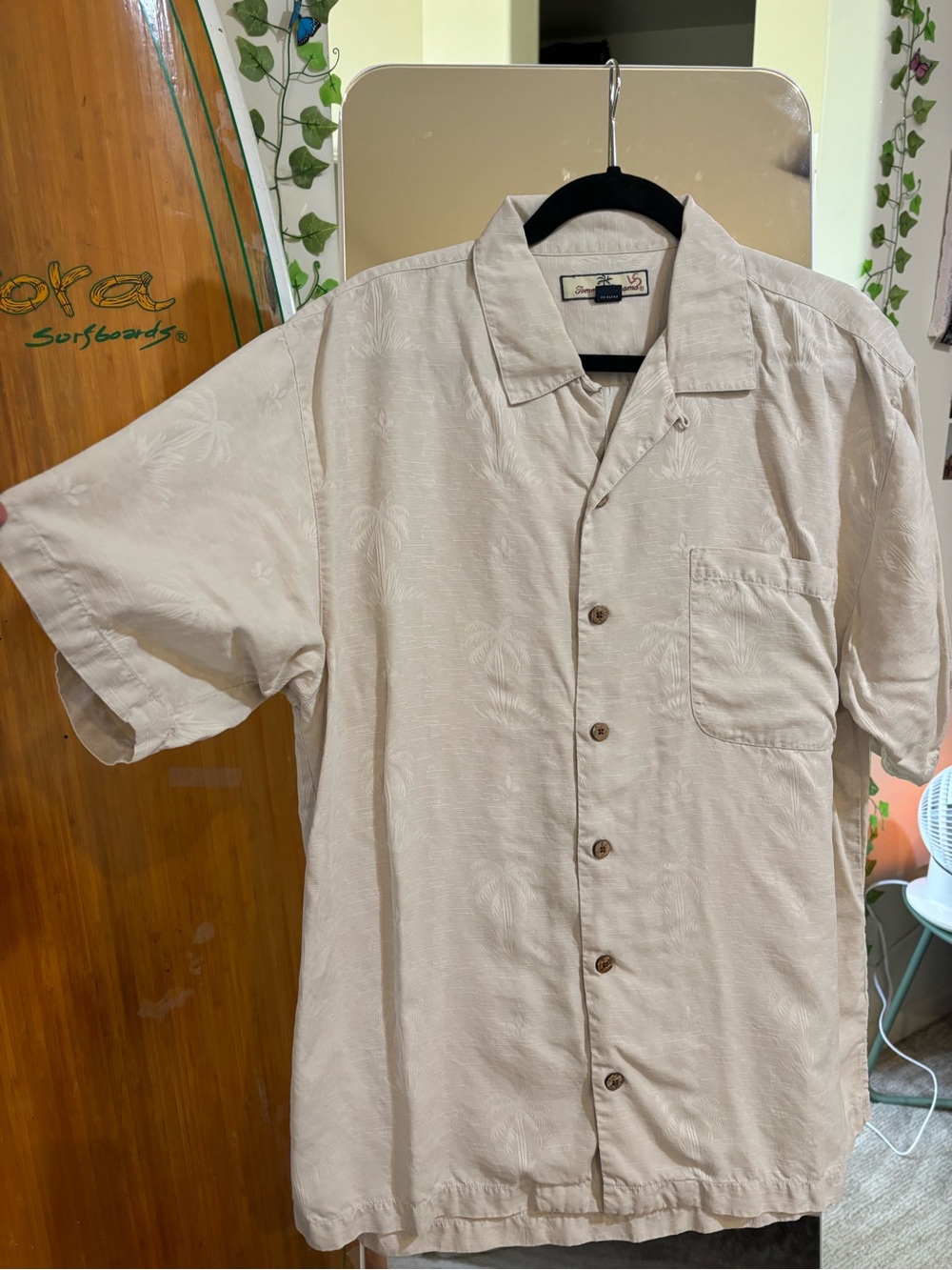 Tommy Bahama Beige Short-Sleeve Button Down Shirt w Palm trees L